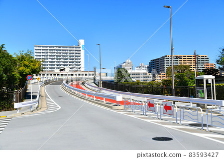 Sazanamibashi / North side of Shinonome Higashimachi / View toward Sazanami Park (Koto-ku, Tokyo) [2021.10] 83593427