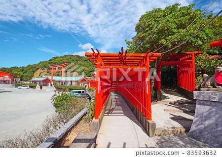 Fukutoku Inari Shrine precincts and Senbon Torii in Shimonoseki City, Yamaguchi Prefecture Fukutoku Inari Shrine precincts and Senbon Torii in Shimonoseki City, Yamaguchi Prefecture 83593632