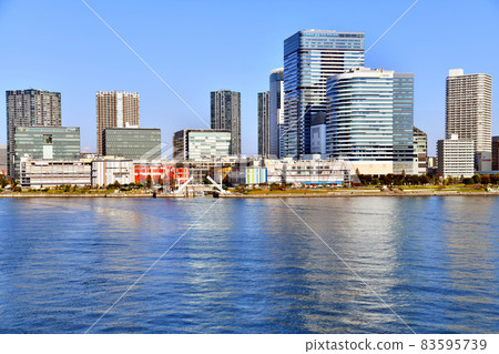 View toward LaLaport Toyosu from Harumi Ohashi (Koto-ku, Tokyo) [2021.10] 83595739