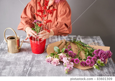 Step by step installation of flowers in a vase. Flowers bunch, set for home. Fresh cut flowers for decoration home. European floral shop. Delivery fresh cut flower. Step by step installation of flowers in a vase. Flowers bunch, set for home. Fresh cut flowers for decoration home. European floral shop. Delivery fresh cut flower. 83601309