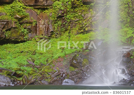 Fudo Myoo (Large) sitting at the bottom of Amidaga Falls Fudo Myoo (Large) sitting at the bottom of Amidaga Falls 83601537