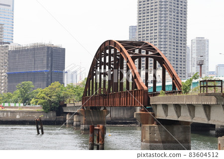 Harumi Bridge (former Harumi Railway Bridge) that straddles the Harumi Canal in Harumi, Chuo-ku, Tokyo Harumi Bridge (former Harumi Railway Bridge) that straddles the Harumi Canal in Harumi, Chuo-ku, Tokyo 83604512