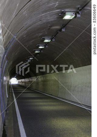 東熊戶:隧道內 東熊戶:隧道內 83606649