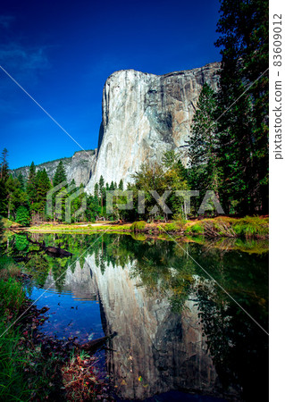 El Capitan, Yosemite national park El Capitan, Yosemite national park 83609012
