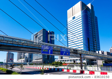 Teleport Bridge (Yurikamome Line Odaiba Kaihin Koen Station-Rinkai Line Tokyo Teleport Station) 83610150