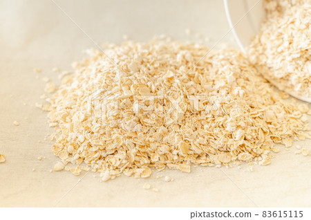 Nutritious quick oats Nutritious quick oats 83615115