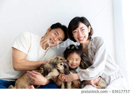 Family photo pet dog Kaninhen Dachshund 83617757