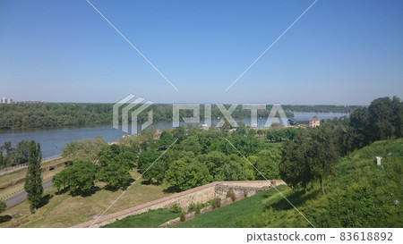 Canal overlooking downtown Belgrade 83618892