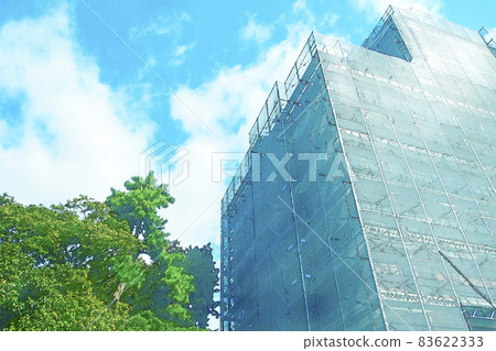 Construction site Condominium large-scale construction scaffolding [horizontal composition] 83622333