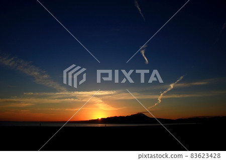 Sunrise 83623428