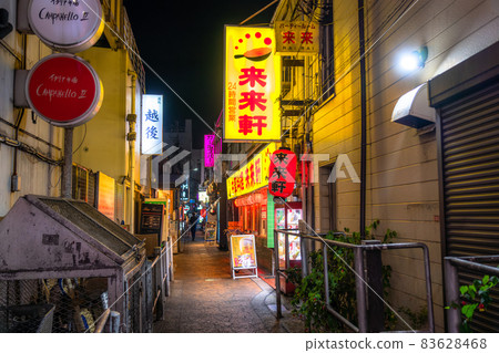 《Saitama Prefecture》 Omiya station square, bar area 《Saitama Prefecture》 Omiya station square, bar area 83628468