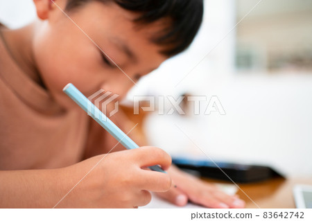 兒童 孩子 小孩 83642742