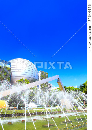 名古屋市科學館的風景和噴泉 名古屋市科學館的風景和噴泉 83644436