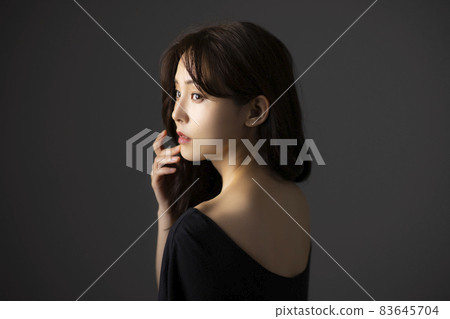美圖黑 83645704