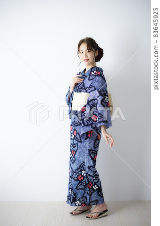 有鬆 Shibori Yukata Woman 有鬆 Shibori Yukata Woman 83645925