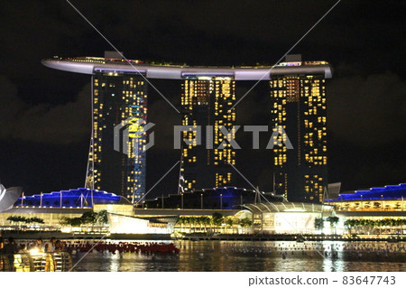 濱海灣金沙夜視圖 83647743