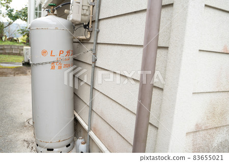 室外安裝丙烷氣 室外安裝丙烷氣 83655021