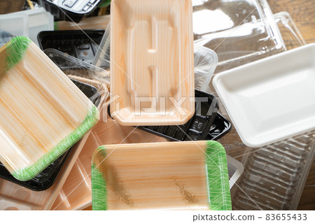 Image of food tray 83655433
