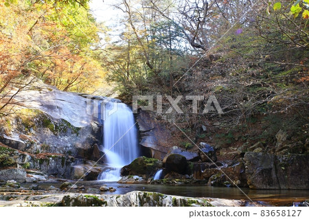 Beautiful, waterfall scenery, autumn scenery, Beautiful, waterfall scenery, autumn scenery, 83658127