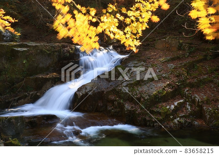 Beautiful, waterfall scenery, autumn scenery, Beautiful, waterfall scenery, autumn scenery, 83658215