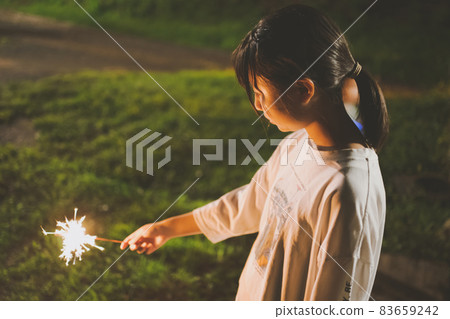 手持煙花 煙花 花火 83659242