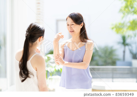 美女親子女性美圖 83659349