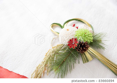 新年裝飾，用旋鈕做的繩索裝飾 83660894