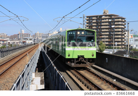 大阪東線高田中央站201系列車 83661668
