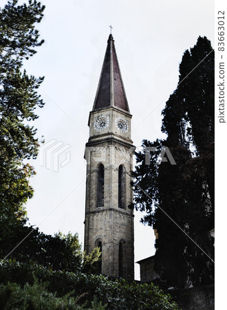 Arezzo cathedral bell tower 83663012