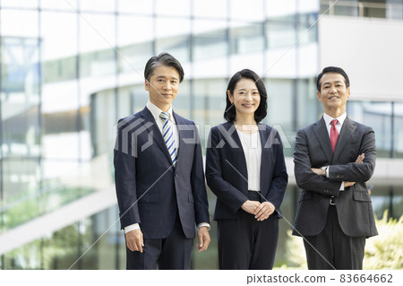 Business person middle-senior generation image shooting cooperation "LINK FOREST" Business person middle-senior generation image shooting cooperation "LINK FOREST" 83664662
