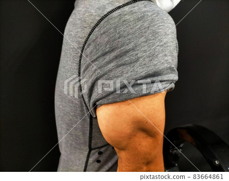 Upper arm triceps 83664861