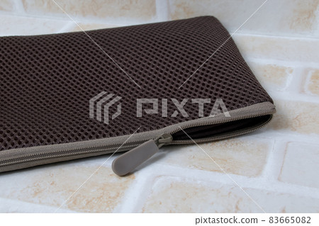 Bags, clutch backs, bags, zippers, chucks, containers, fabrics, cotton, daily necessities Bags, clutch backs, bags, zippers, chucks, containers, fabrics, cotton, daily necessities 83665082