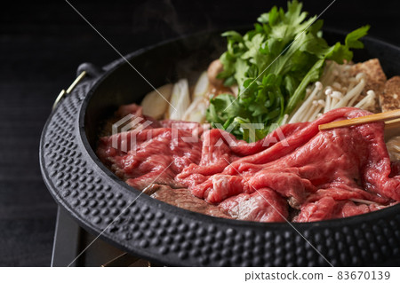 Sukiyaki  83670139