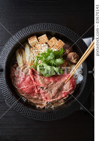 Sukiyaki  83670143