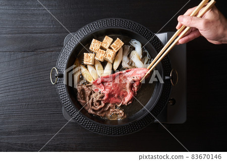 Sukiyaki  83670146