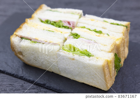 美味的混合三明治 美味的混合三明治 83671167