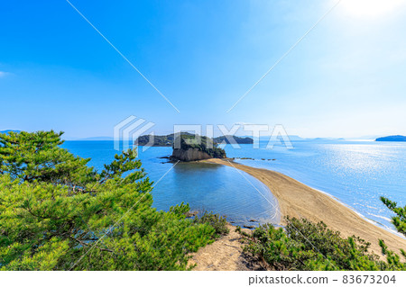 Angel Road (at low tide) Shodoshima, Kagawa Prefecture 83673204