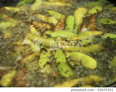 丹波黑豆毛豆收穫 丹波黑豆毛豆收穫 83674341