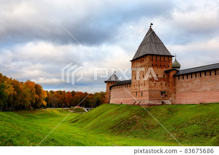 The Novgorod Detinets, also known as the Novgorod Kremlin, is a fortified complex in Veliky Novgorod, Russia. The Novgorod Detinets, also known as the Novgorod Kremlin, is a fortified complex in Veliky Novgorod, Russia. 83675686