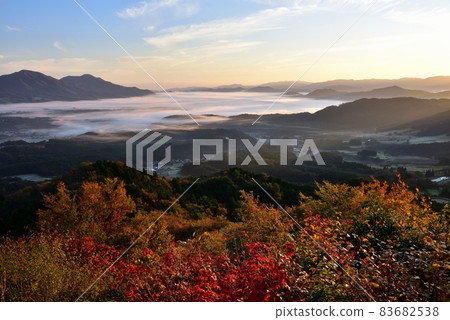 Sea of clouds in Hiruzen Highlands 83682538