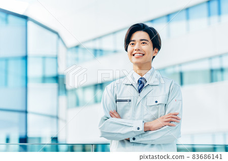 Male young worker shooting cooperation "LINK FOREST" 83686141