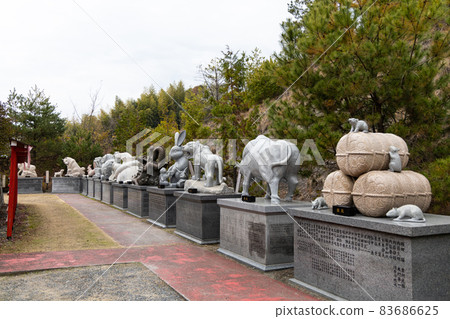 EOS RP. Yamaguchi Shirasaki Hachimangu Shrine, Zodiac stone structure. 83686625
