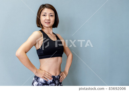 Women of sportswear 83692006