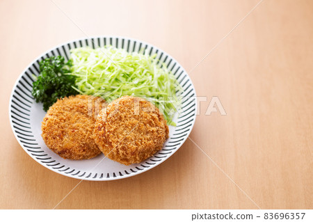 Menchi-katsu croquette, home time, home rice, swallowing, home only Menchi-katsu croquette, home time, home rice, swallowing, home only 83696357