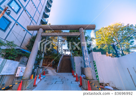 Tokyo cityscape of Japan Hachiman Shrine (reconstruction). Toranomon / Azabudai project is underway in the surrounding area 83696992