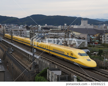 黃色醫生在山shina附近 83698221