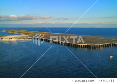 [Tokyo] Haneda Airport D Runway 83700811