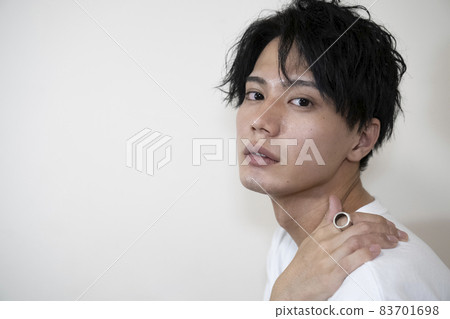 Cool male portrait 83701698