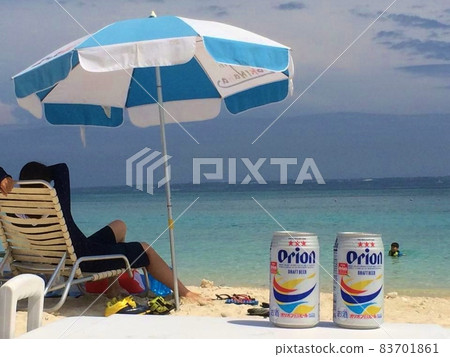 永恆的夏日海灘和啤酒 永恆的夏日海灘和啤酒 83701861