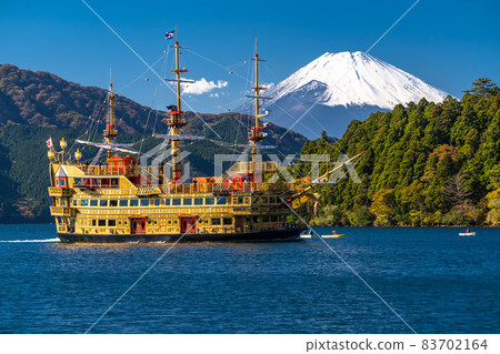 《Kanagawa Prefecture》 Scenery of Mt. Fuji and Lake Ashi / Motohakone 83702164